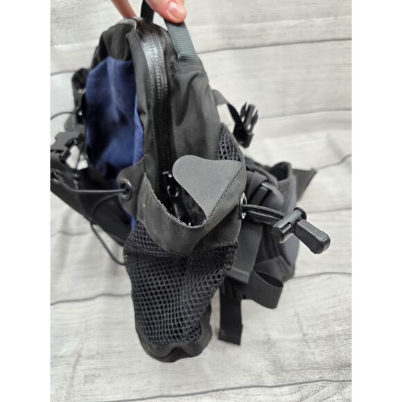 Arcteryx Q10 Lumbar Waist Pack Bag Outdoor Hiking Camp Climbing Travel Blue - Picture 4 of 11